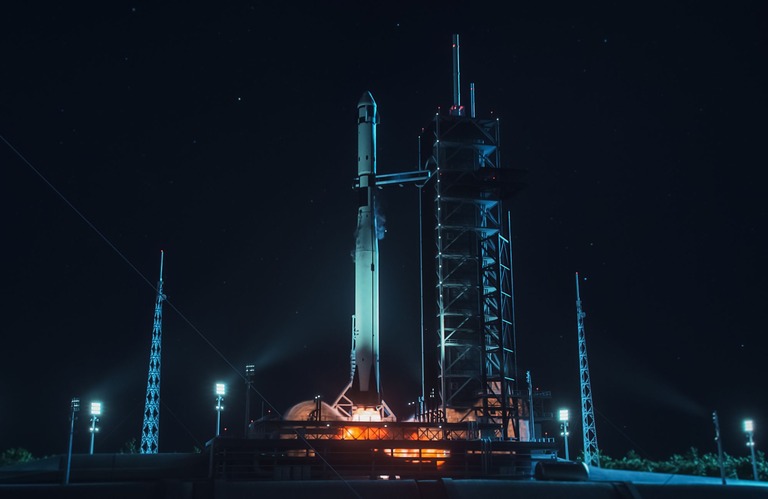 Space ship about to launch